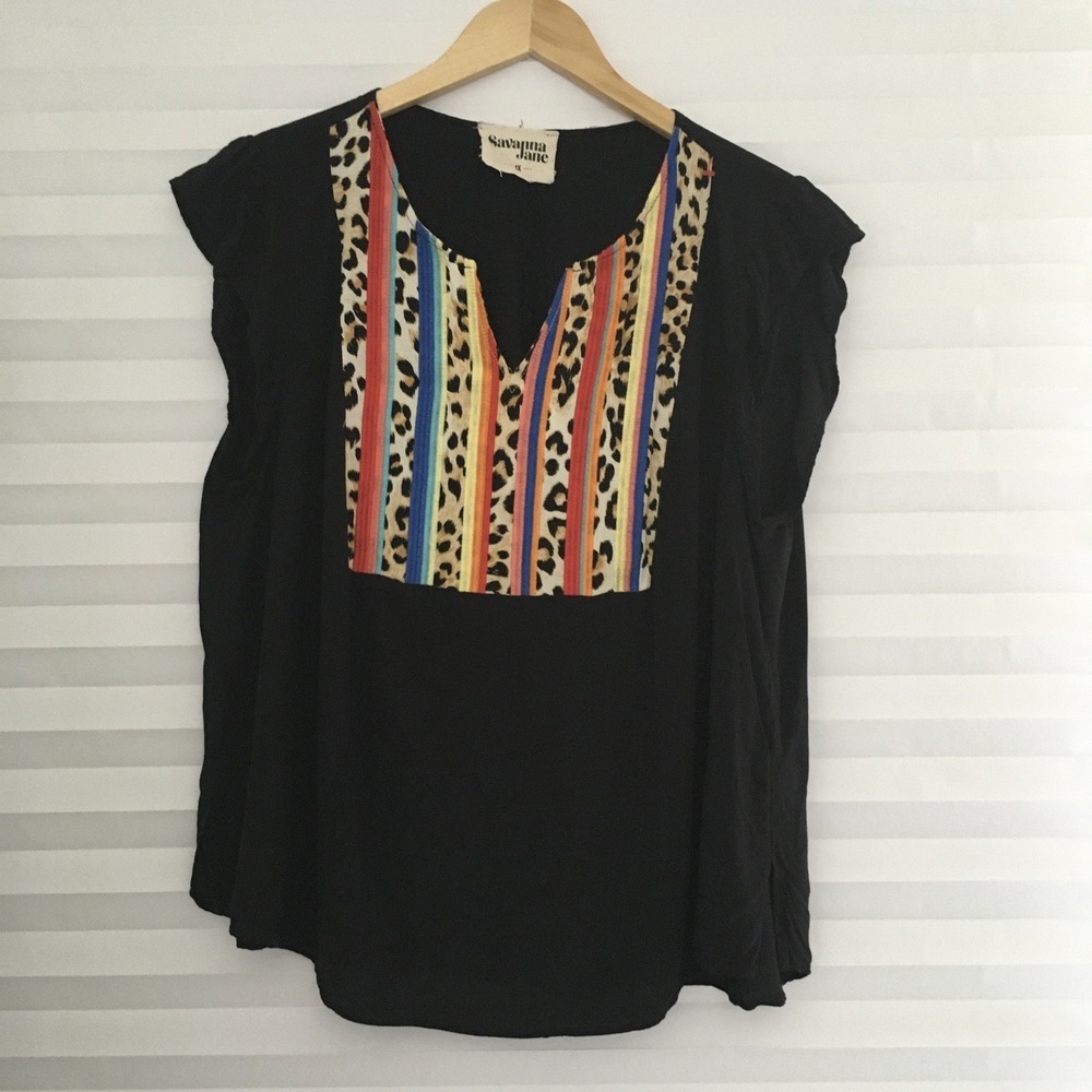 Savanna Jane Blouse Top Size 1X Cap Sleeve Animal Print Split V Neck Rayon